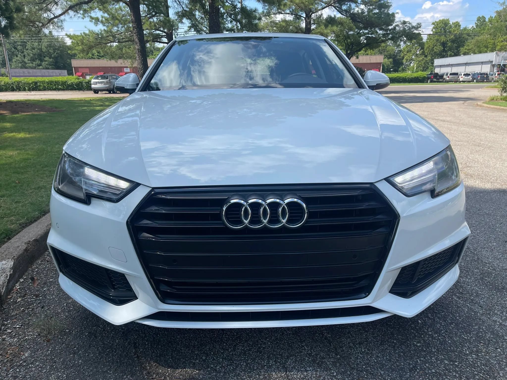 Used 2019 Audi A4 2.0T Premium FWD image 8