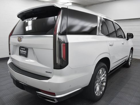 Used 2023 Cadillac Escalade Premium Luxury w/ Performance Package image 7