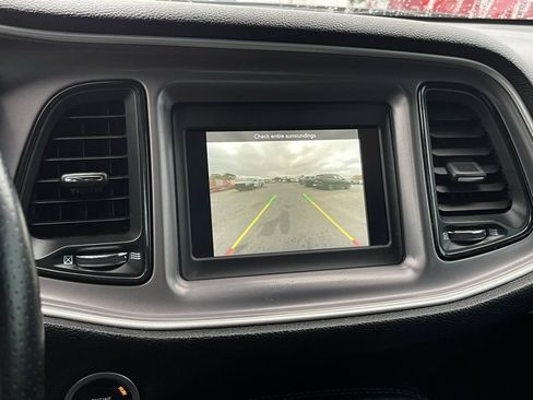 Used 2022 Dodge Challenger R/T image 16