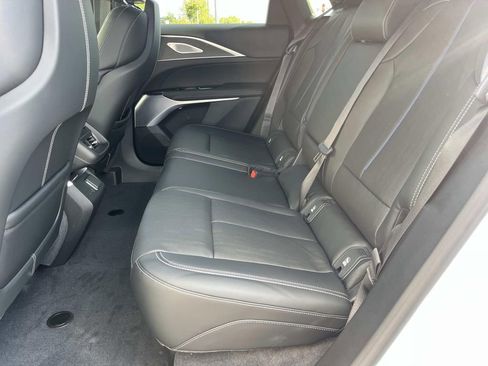 New 2026 Cadillac Lyriq V image 20