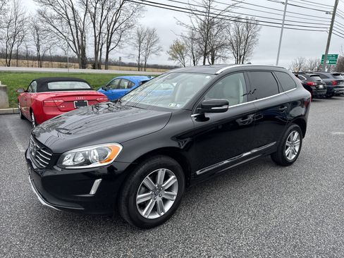 Used 2016 Volvo XC60 T6 w/ Proximity Package image 26