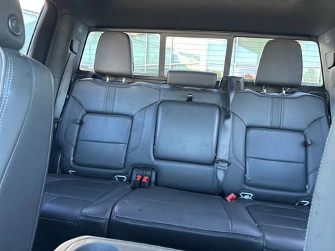 Used 2022 Chevrolet Silverado 2500 High Country w/ Safety Package II image 14