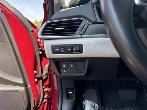Certified 2022 Honda Accord Touring image 32