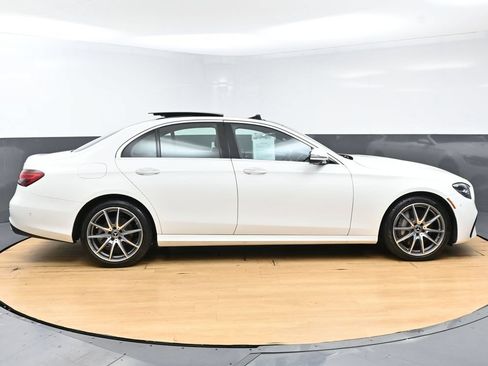 Used 2023 Mercedes-Benz E 350 4MATIC Sedan image 8