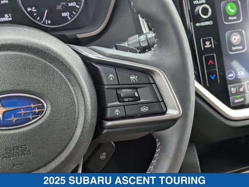 Used 2025 Subaru Ascent Touring AWD/4WD image 18