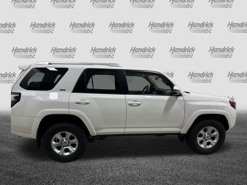 Used 2017 Toyota 4Runner SR5 Premium AWD/4WD image 11