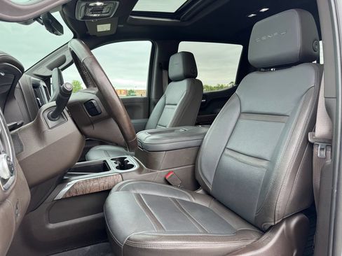 Used 2021 GMC Sierra 1500 Denali w/ Technology Package AWD/4WD image 19