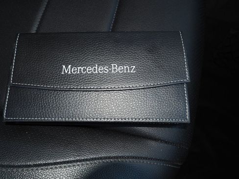 Used 2020 Mercedes-Benz GLE 350 4MATIC image 40