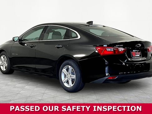 Used 2022 Chevrolet Malibu LS FWD image 4