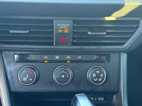 Used 2021 Volkswagen Jetta S w/ Driver Assistance Package image 22