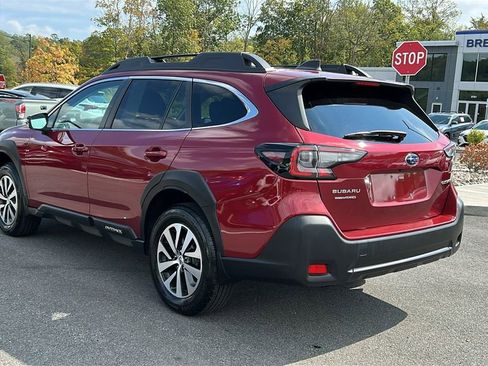 Used 2023 Subaru Outback Premium image 6