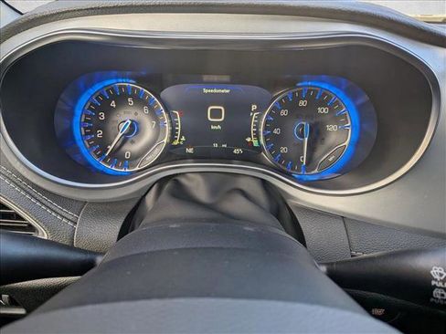 New 2026 Chrysler Pacifica Limited image 11