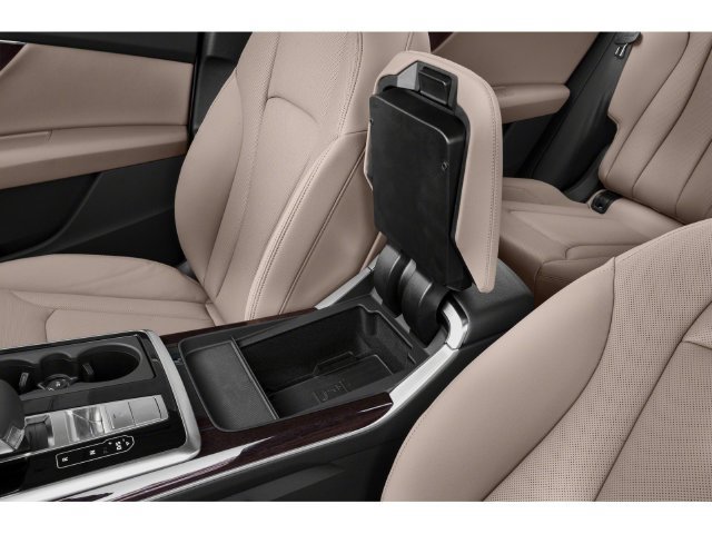 Used 2023 Audi Q8 Prestige AWD/4WD image 9