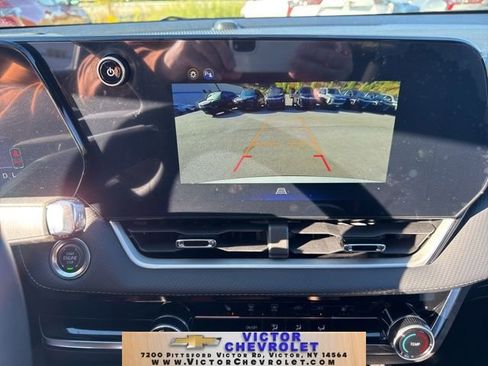 New 2025 Chevrolet Equinox LT image 21