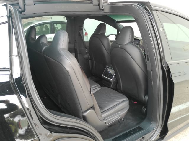 Used 2022 Tesla Model X AWD/4WD image 35