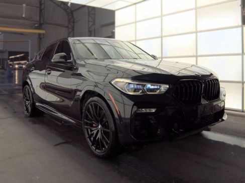 Used 2021 BMW X6 sDrive40i w/ M Sport Package RWD image 3