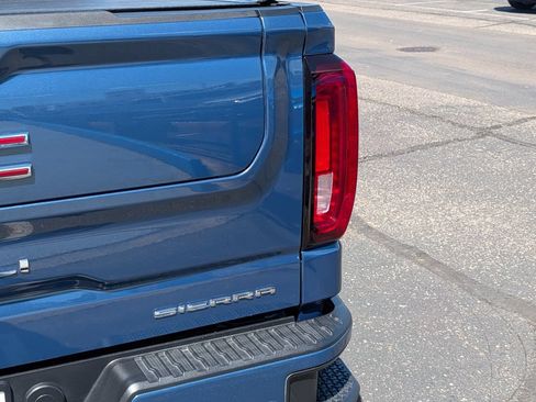 Used 2025 GMC Sierra 1500 Denali w/ Denali Reserve Package AWD/4WD image 7