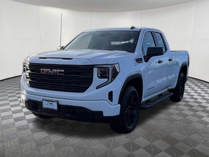 Used 2025 GMC Sierra 1500 Pro w/ Graphite Edition