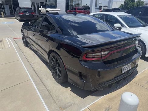 Used 2021 Dodge Charger R/T w/ Blacktop Package RWD image 3