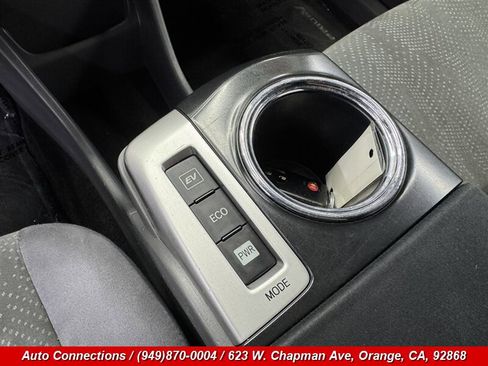 Used 2012 Toyota Prius V Two image 14