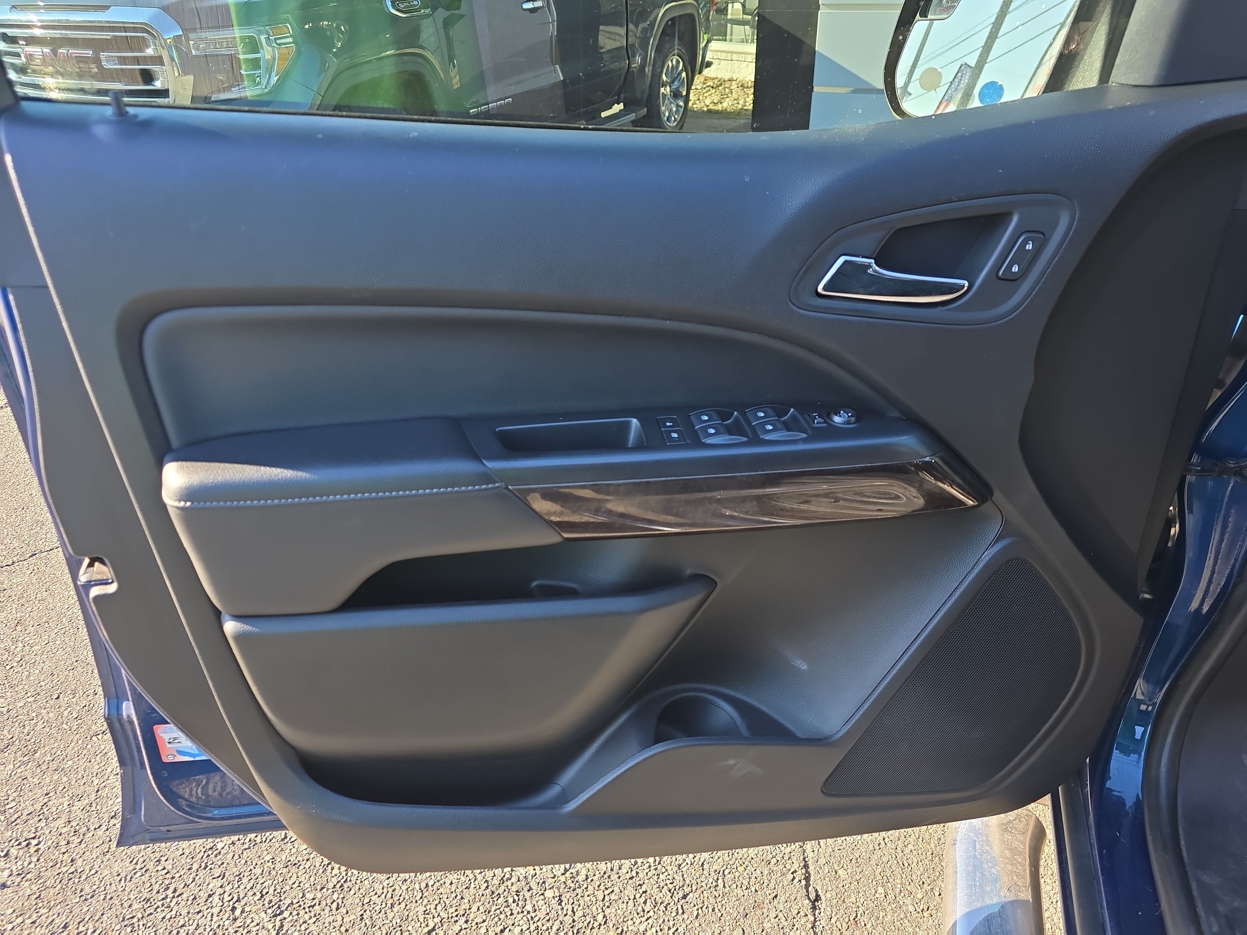 Used 2019 GMC Canyon SLE w/ SLE Convenience Package AWD/4WD image 17