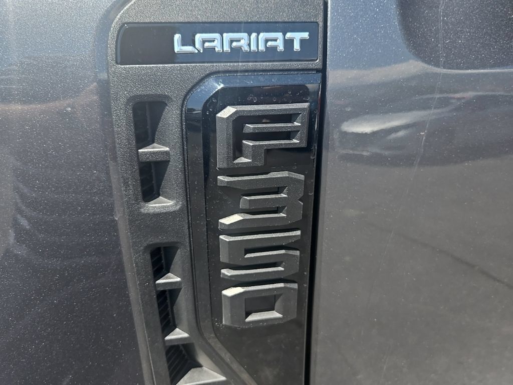 Used 2026 Ford F350 Lariat w/ Black Appearance Package AWD/4WD image 42
