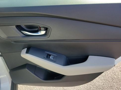 Certified 2024 Honda Accord LX image 11