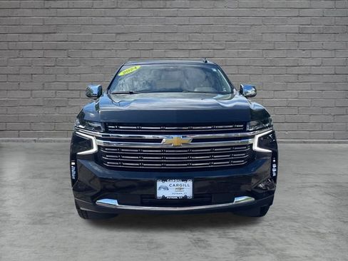 Used 2024 Chevrolet Suburban Premier AWD/4WD image 2