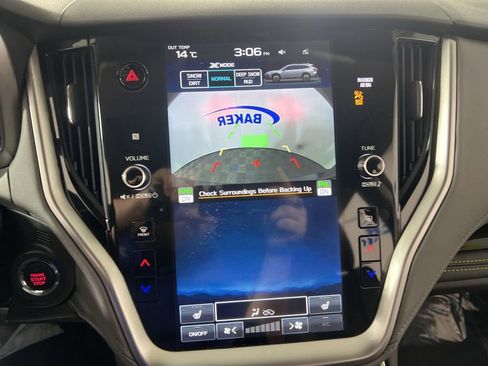 Used 2025 Subaru Outback Onyx Edition image 15