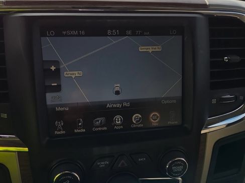 Used 2014 RAM 3500 Laramie w/ Convenience Group AWD/4WD image 8