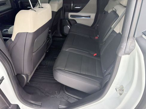 Used 2026 GMC Hummer EV 4x4 Crew Cab image 17