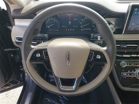Used 2020 Lincoln Corsair Standard image 20