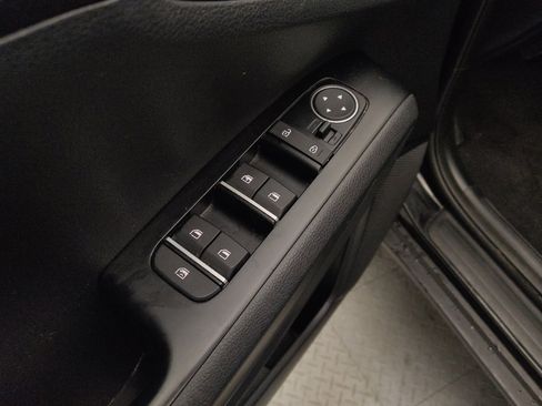 Used 2020 Kia Soul EX FWD image 27