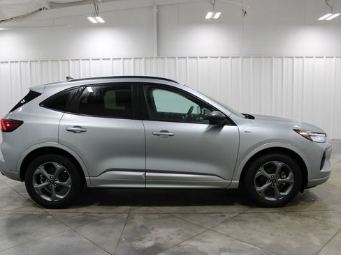 Used 2024 Ford Escape ST-Line image 11