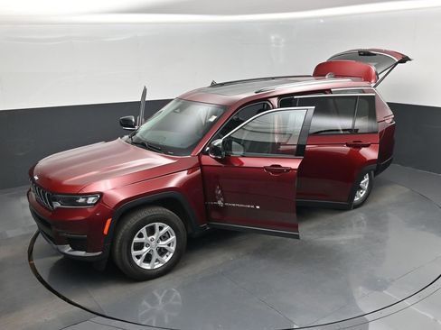 Used 2024 Jeep Grand Cherokee L Limited w/ Luxury Tech Group II image 53