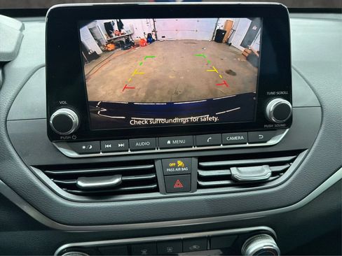 Used 2020 Nissan Altima 2.5 S FWD image 18