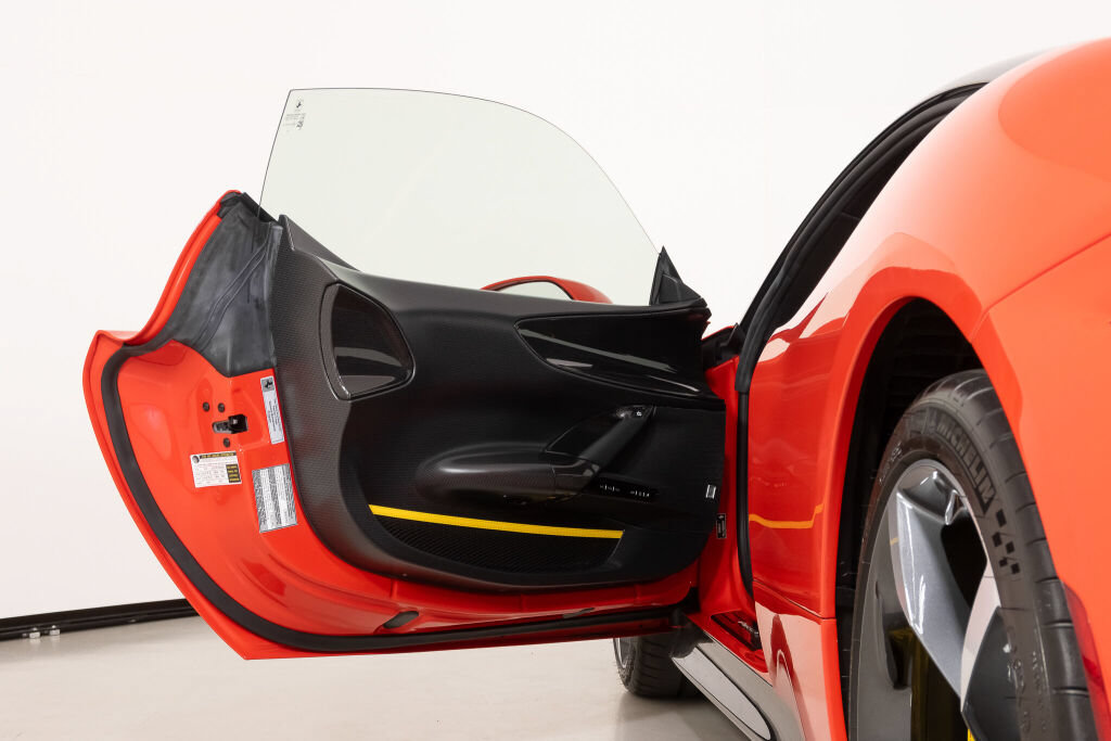 Used 2023 Ferrari SF90 Stradale AWD/4WD image 32