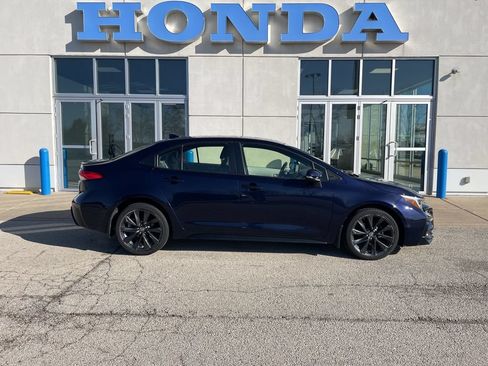 Used 2024 Toyota Corolla SE FWD image 4