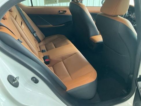 Used 2025 Lexus IS 350 F Sport RWD image 25