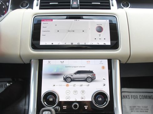 Used 2022 Land Rover Range Rover Sport HST image 7