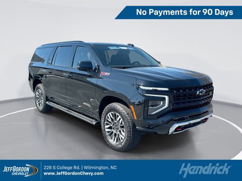 Certified 2026 Chevrolet Suburban Z71 w/ Comfort Package AWD/4WD image 1
