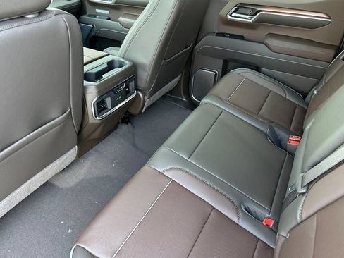 New 2025 GMC Sierra 1500 Denali AWD/4WD image 9