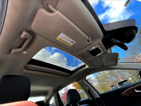 Used 2021 Acura TLX w/ Technology Package image 13