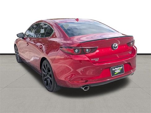 Certified 2025 MAZDA MAZDA3 2.5 Turbo Sedan w/Premium Plus image 7