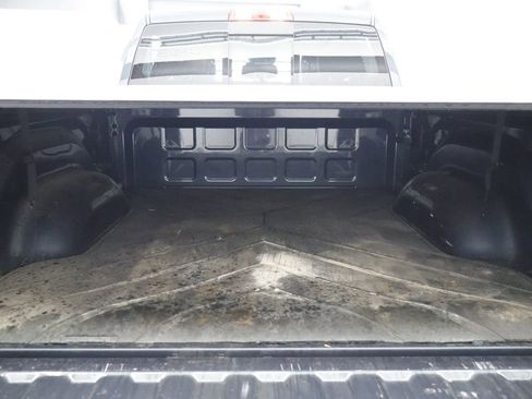 Used 2025 RAM 3500 Laramie AWD/4WD image 18