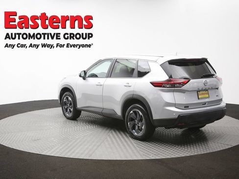 Used 2024 Nissan Rogue SV FWD image 63