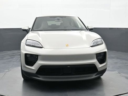 New 2026 Porsche Macan 4S Electric AWD/4WD image 27