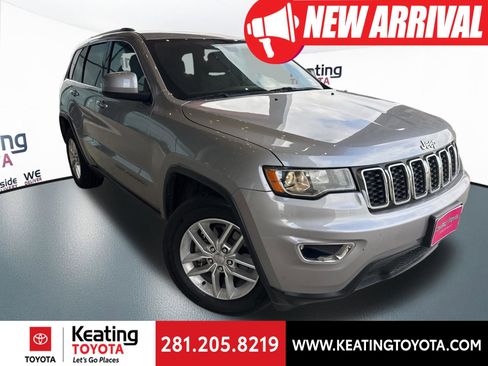 Used 2018 Jeep Grand Cherokee Laredo image 1