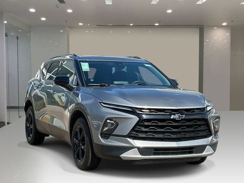 Used 2023 Chevrolet Blazer LT w/ Convenience Package AWD/4WD image 6