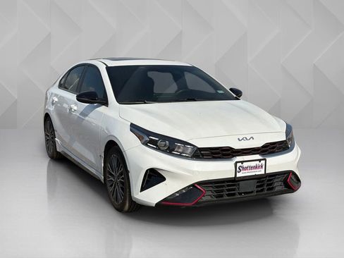 Used 2024 Kia Forte GT-Line w/ GT-Line Premium Package image 3